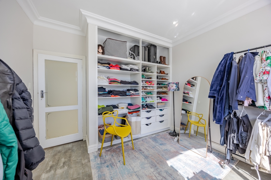 5 Bedroom Property for Sale in Milnerton Central Western Cape